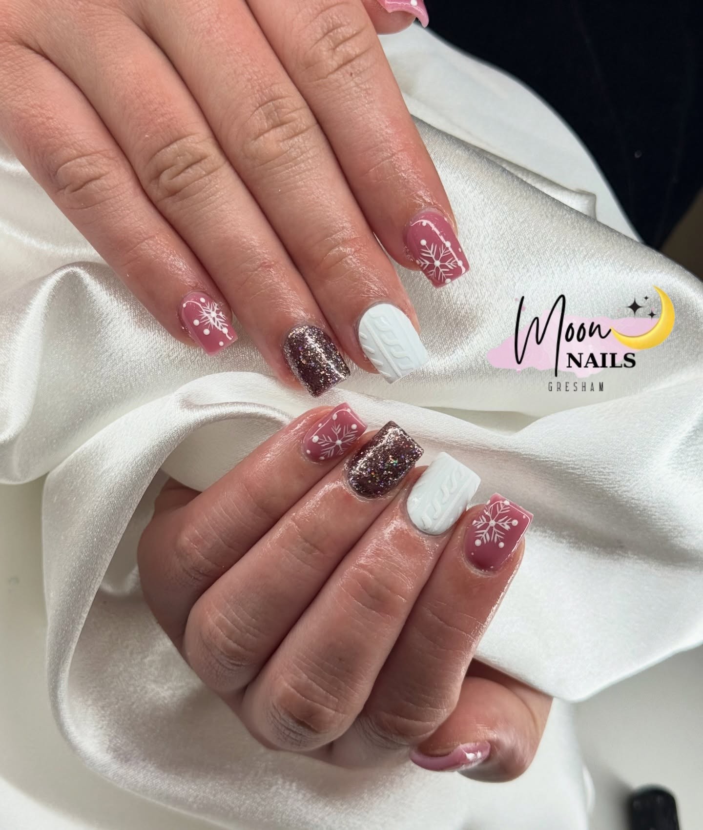 Moon Nails Salon near me Gresham, OR 97080